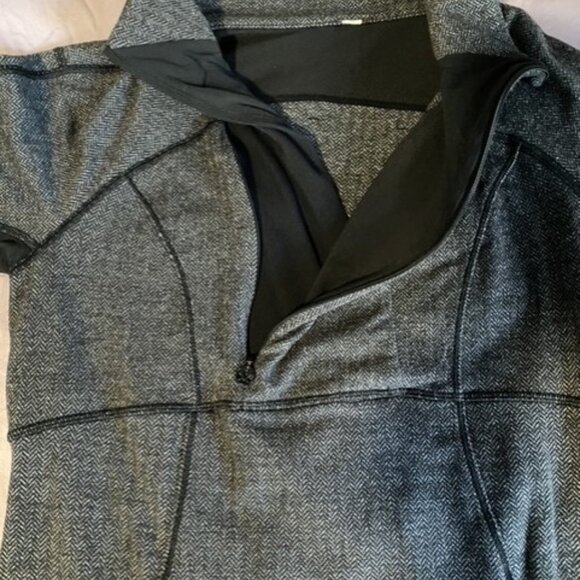 Lululemon Herringbone Base Runner 1/2 Zip Jacket size 8 - Picture 4 of 8